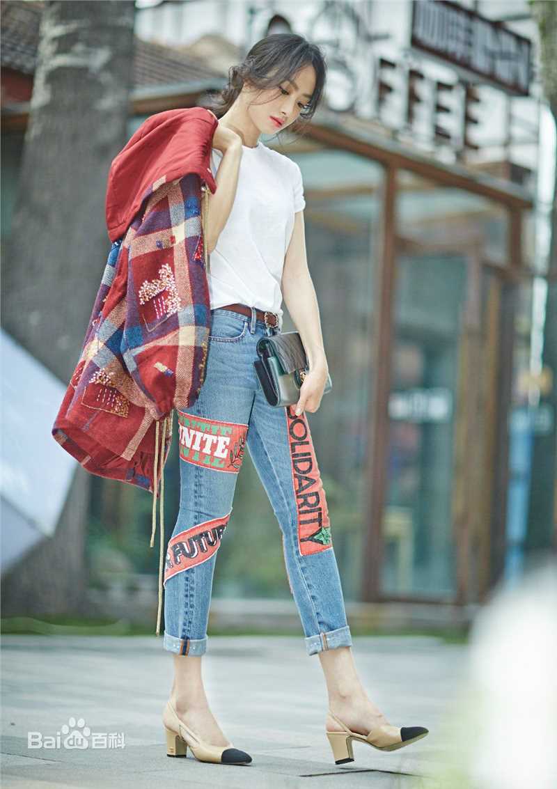 宋茜(Victoria Song)街拍图册