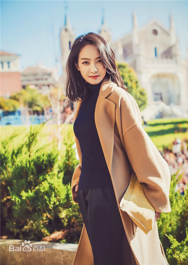 宋茜(Victoria Song)街拍图册