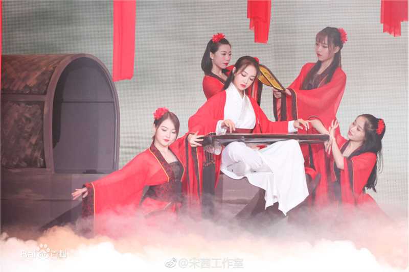 宋茜(Victoria Song)综艺壁纸壁纸