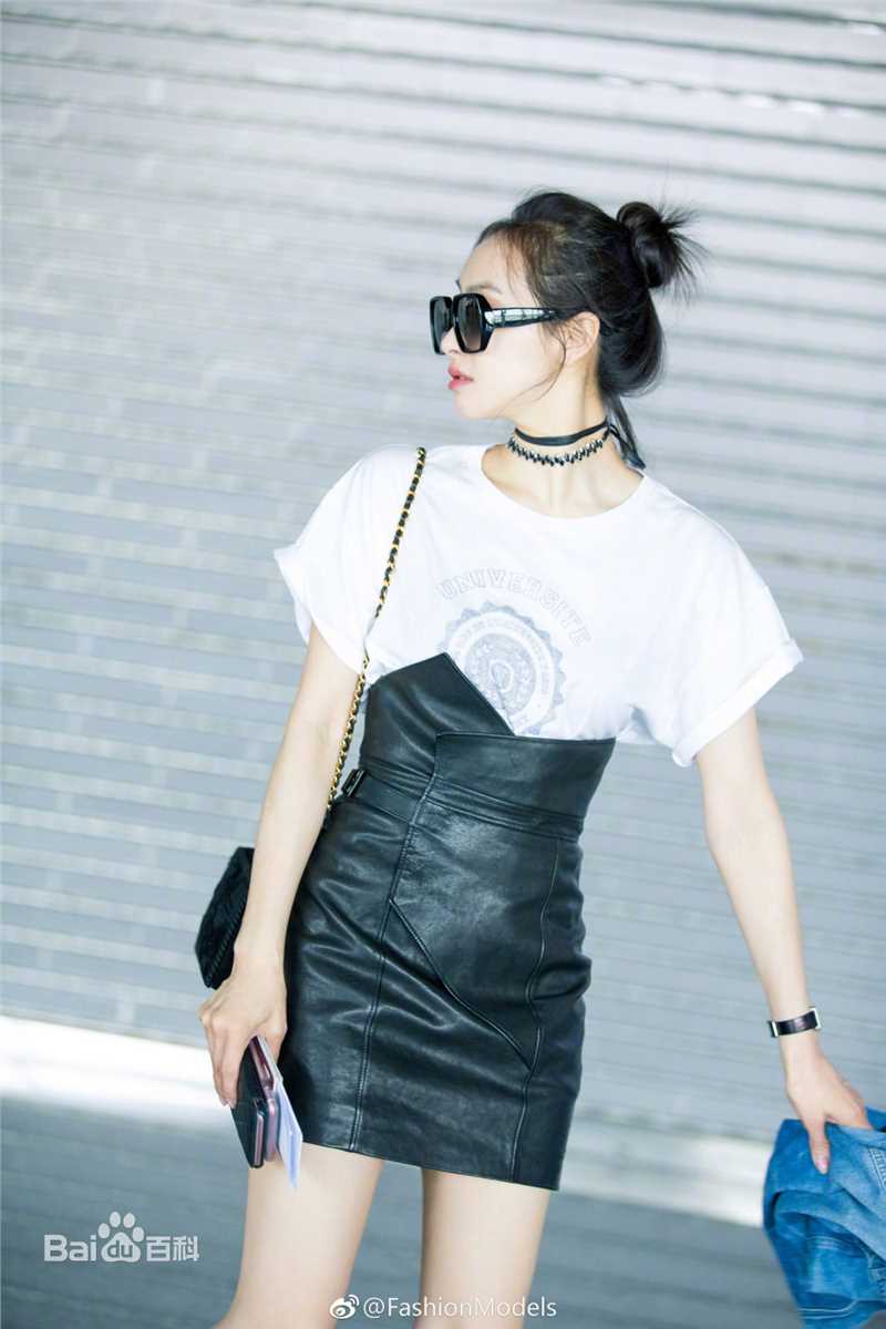 宋茜(Victoria Song)机场前后照片