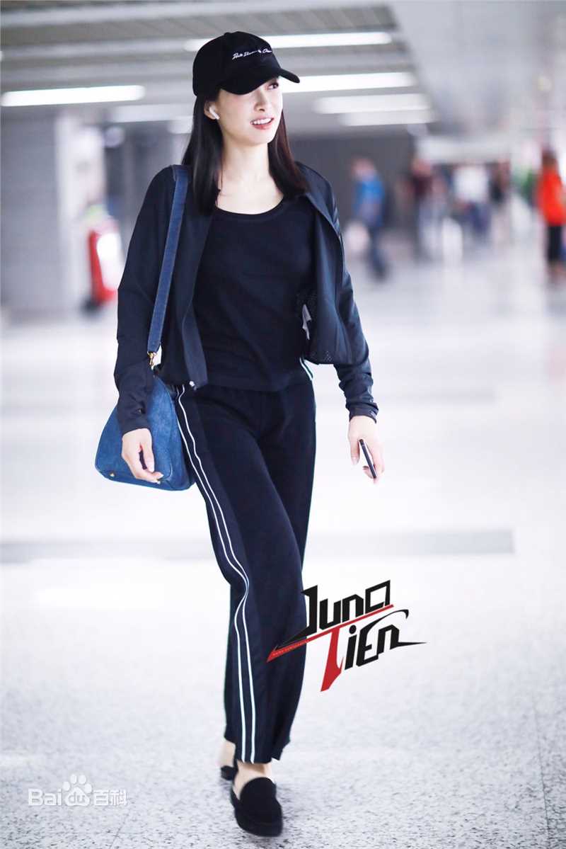 宋茜(Victoria Song)机场前后照片