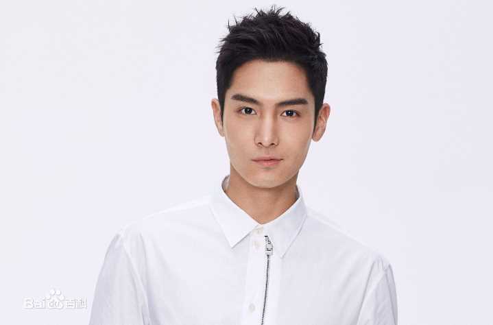 最全盛一伦(Peter)素颜照