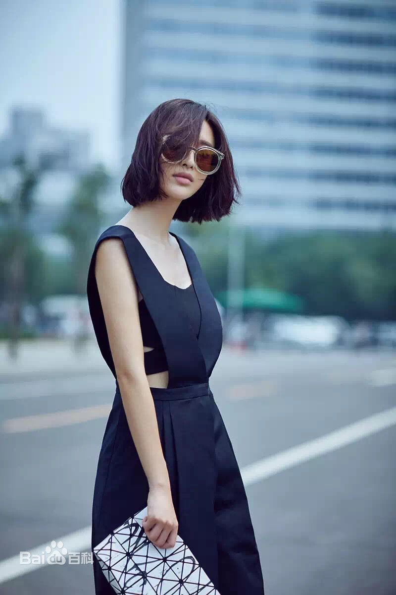 最新张俪(Zhang Li)性感图片