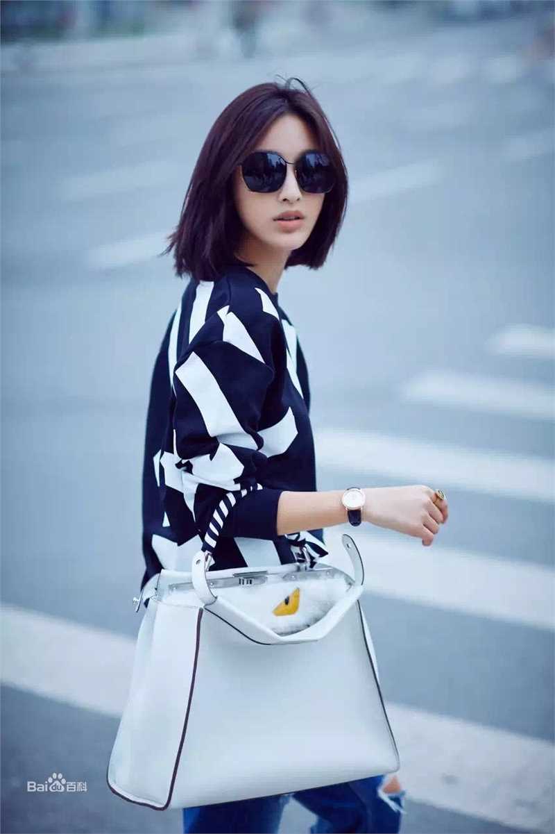 最新张俪(Zhang Li)性感图片