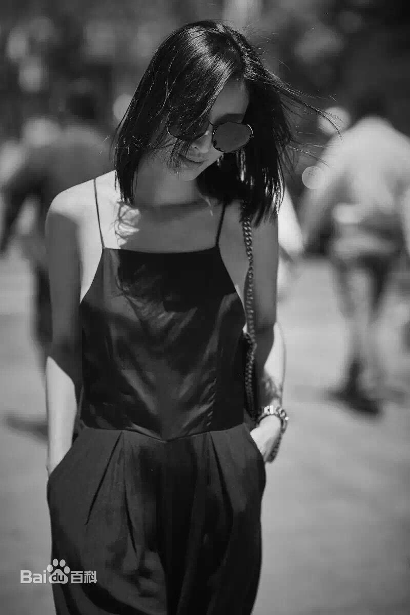 最新张俪(Zhang Li)性感图片