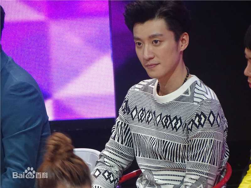 最全乔任梁(Kimi)在20151215《快乐大本营》中的壁纸