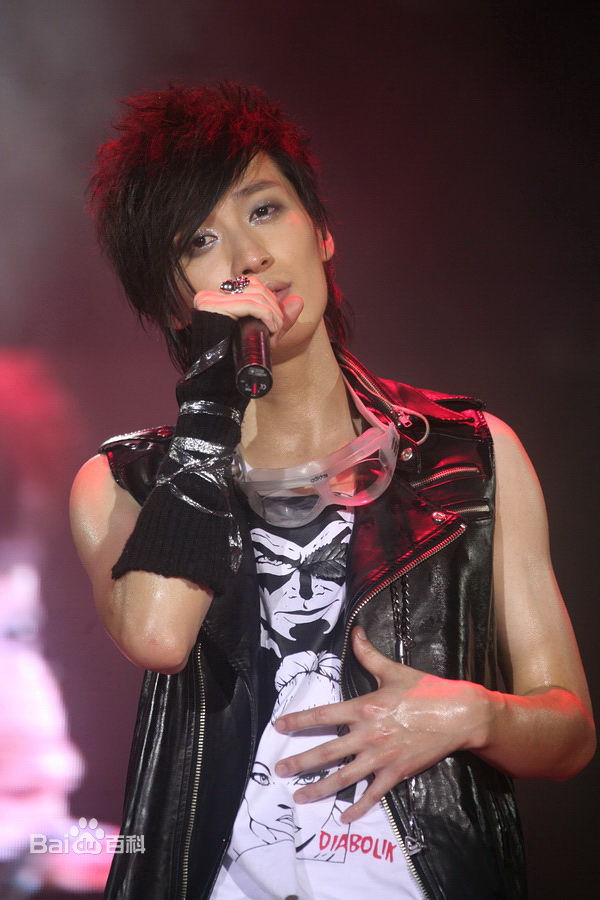 乔任梁(Kimi)20081101我爱摇滚上海演唱会壁纸壁纸