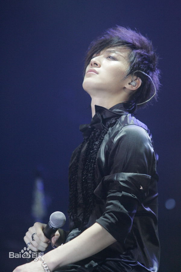 乔任梁(Kimi)20081101我爱摇滚上海演唱会壁纸壁纸