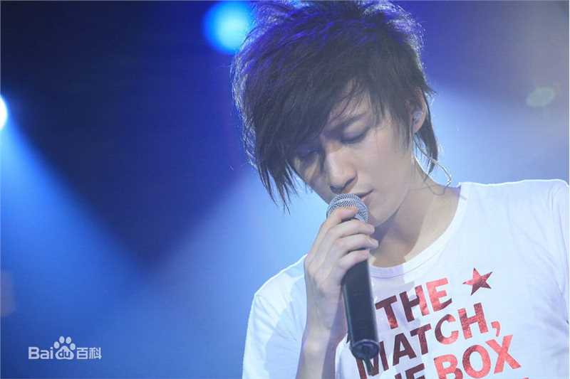 乔任梁(Kimi)20081101我爱摇滚上海演唱会壁纸壁纸