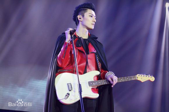 乔任梁(Kimi)音乐节LIVE现场性感图片壁纸