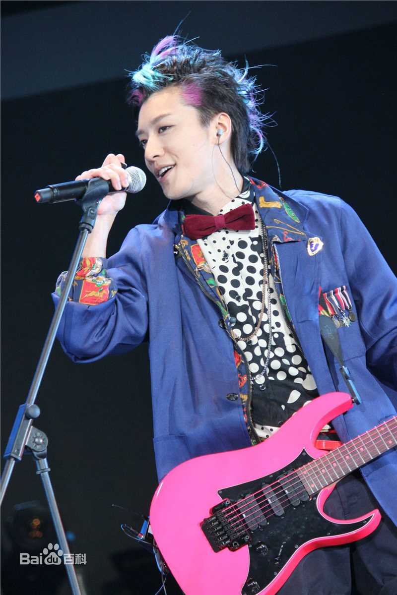 乔任梁(Kimi)音乐节LIVE现场性感图片壁纸