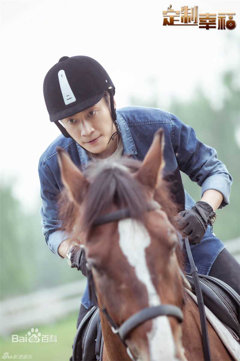 最新乔任梁(Kimi)在《定制幸福》饰展望中的壁纸