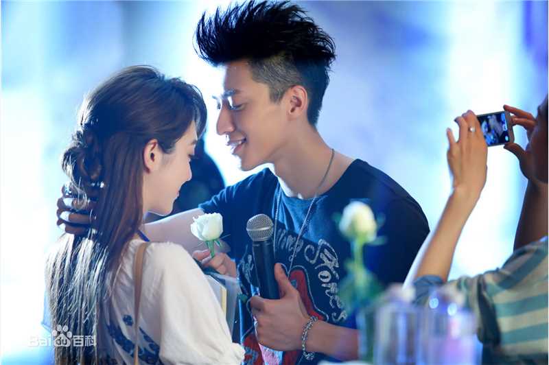 最新乔任梁(Kimi)在《爱情回来了》饰承磊中的壁纸