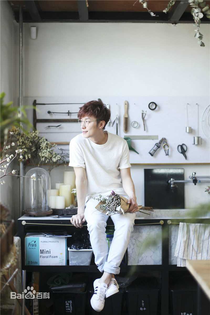 乔任梁(Kimi)在《昕薇》中的