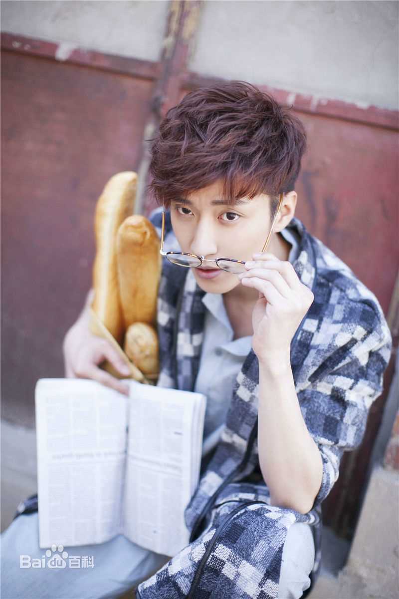 乔任梁(Kimi)在《昕薇》中的