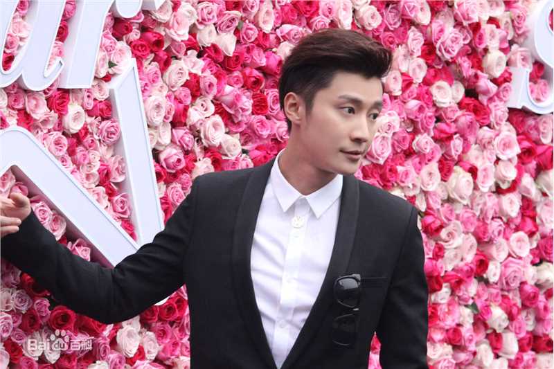 乔任梁(Kimi)20150908时尚星秀颁奖盛典素颜照相册