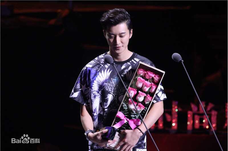 乔任梁(Kimi)20150908时尚星秀颁奖盛典素颜照相册