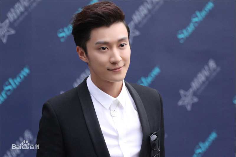 乔任梁(Kimi)20150908时尚星秀颁奖盛典素颜照相册