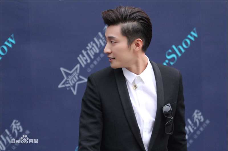 乔任梁(Kimi)20150908时尚星秀颁奖盛典素颜照相册