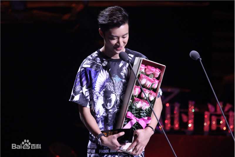 乔任梁(Kimi)20150908时尚星秀颁奖盛典素颜照相册