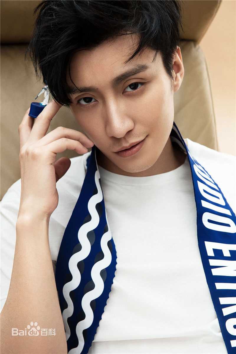 乔任梁(Kimi)最新宣传壁纸