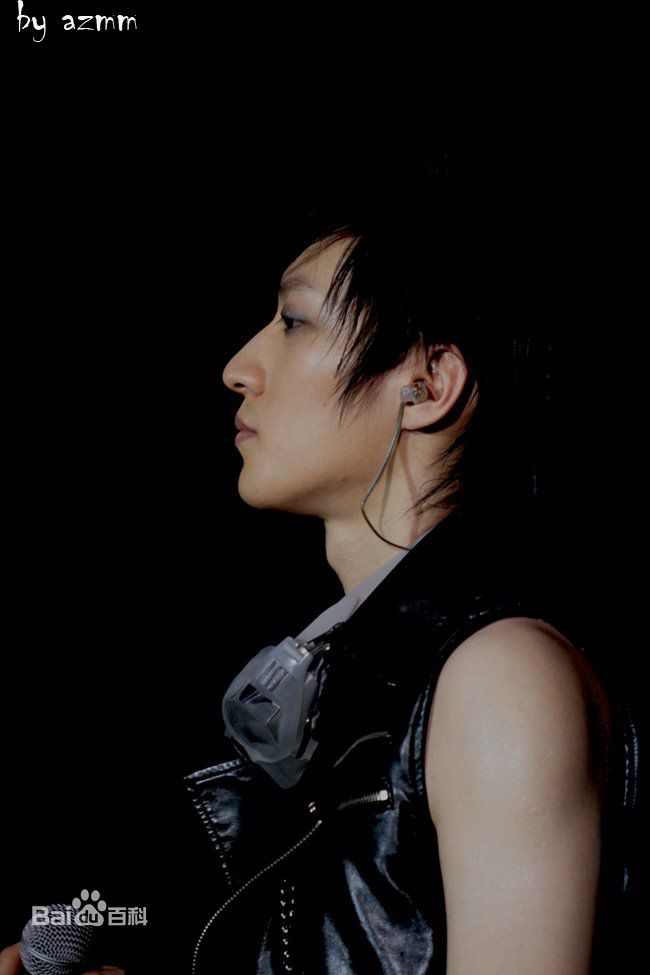 乔任梁(Kimi)2008.11 上海演唱会素颜照相册