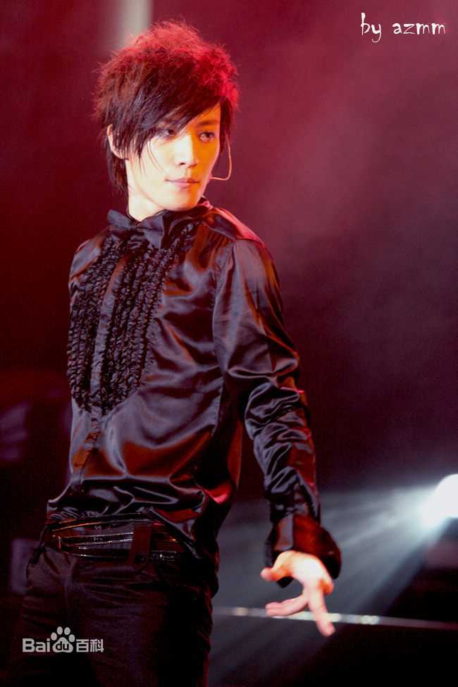 乔任梁(Kimi)2008.11 上海演唱会素颜照相册