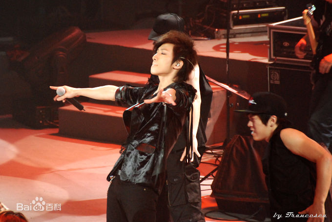 乔任梁(Kimi)2008.11 上海演唱会素颜照相册