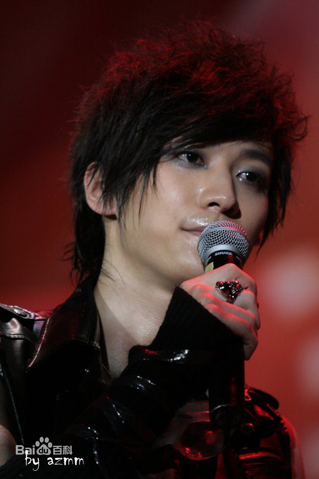 乔任梁(Kimi)2008.11 上海演唱会素颜照相册