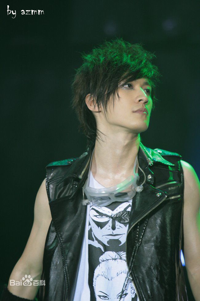 乔任梁(Kimi)2008.11 上海演唱会素颜照相册