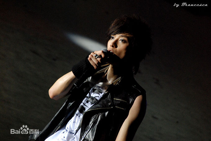 乔任梁(Kimi)2008.11 上海演唱会素颜照相册