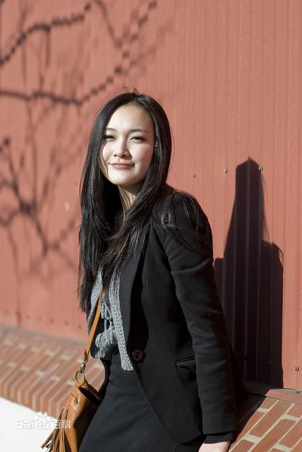 张子琪(Serena)子琪墨尔本生活照壁纸壁纸