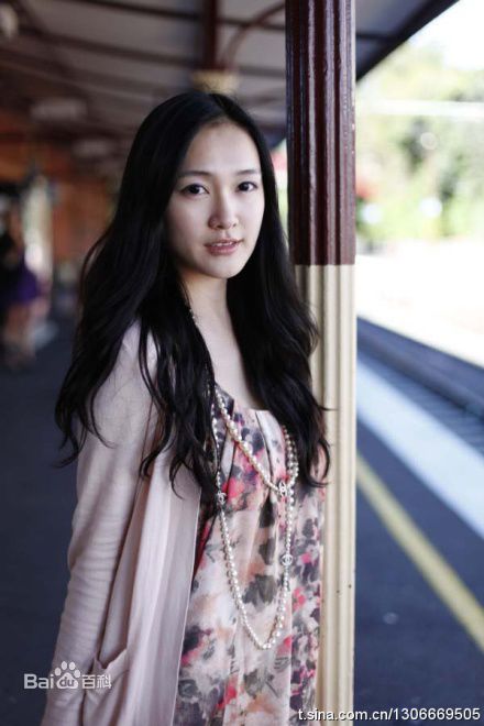 张子琪(Serena)子琪墨尔本生活照壁纸壁纸