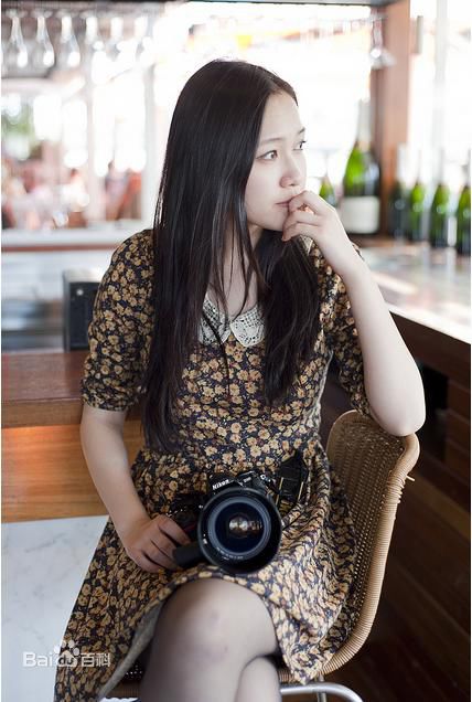 张子琪(Serena)子琪墨尔本生活照壁纸壁纸