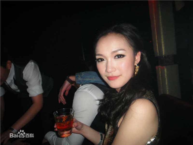 张子琪(Serena)2012中华小姐澳大利亚区生活照相册