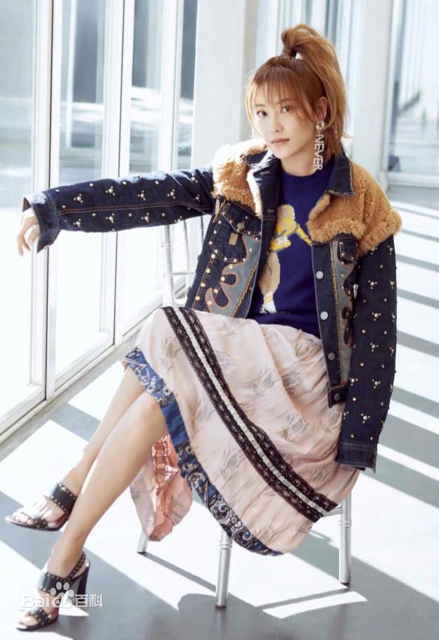 应采儿(Cherrie Ying)最新时尚壁纸