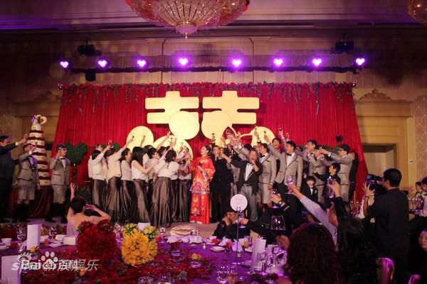 应采儿(Cherrie Ying)陈小春婚礼生活照相册