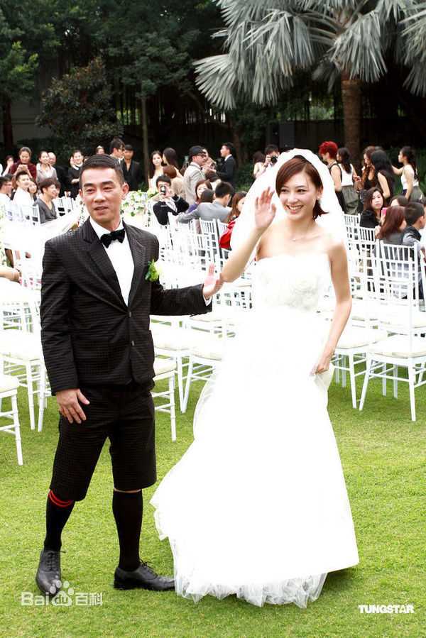 应采儿(Cherrie Ying)陈小春婚礼生活照相册
