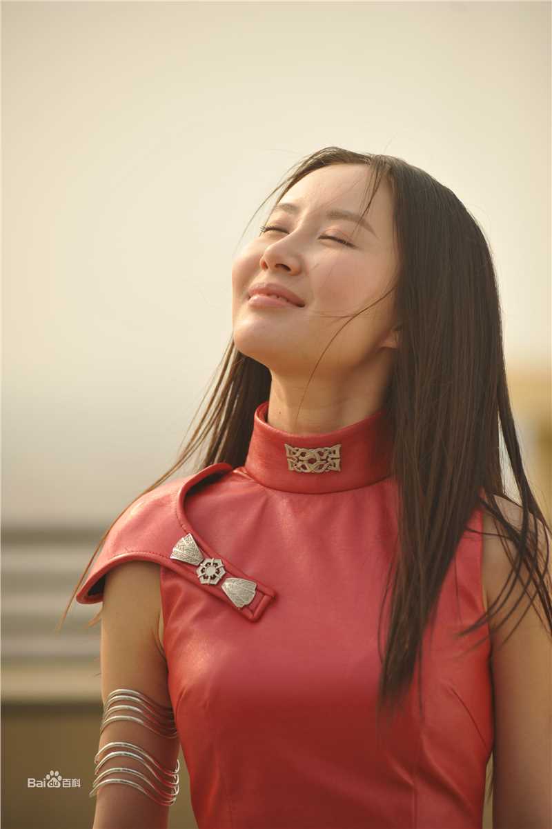 舒畅(Jennifer)在《魔幻手机》饰 傻妞中的