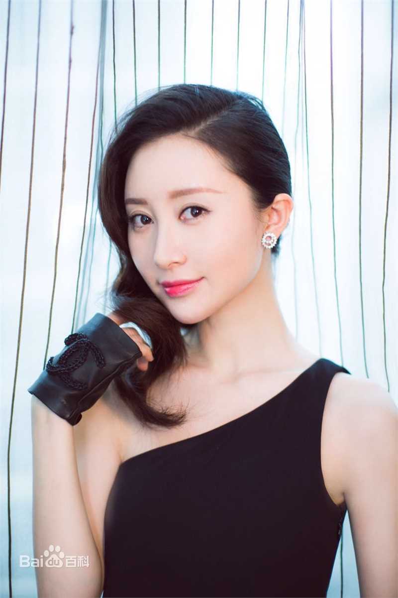 舒畅(Jennifer)生活照性感图片图集