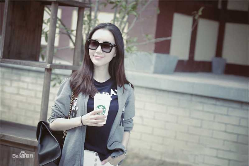 舒畅(Jennifer)生活照性感图片图集