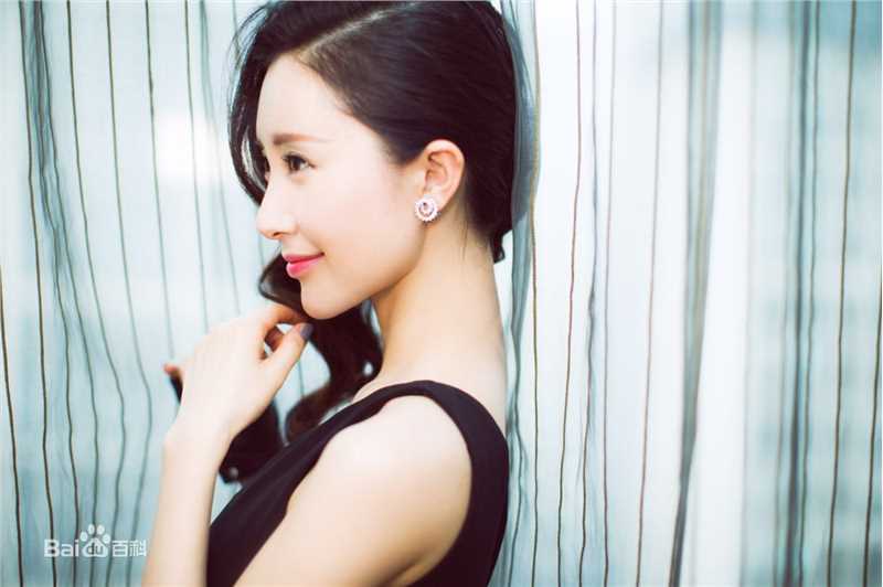 舒畅(Jennifer)生活照性感图片图集