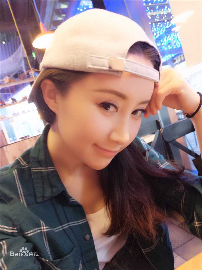 舒畅(Jennifer)生活照性感图片图集