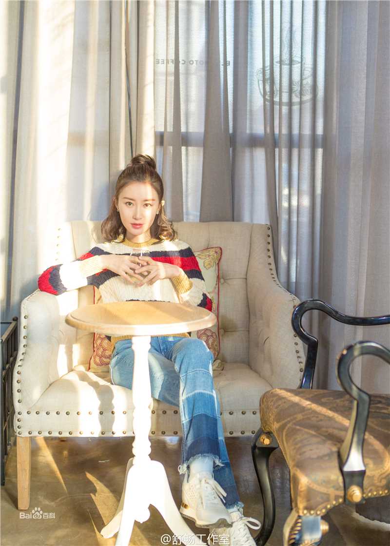 舒畅(Jennifer)生活照性感图片图集