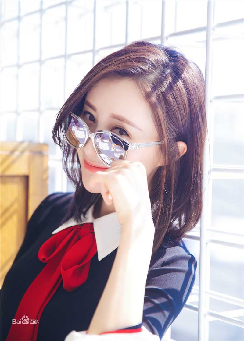 舒畅(Jennifer)生活照性感图片图集