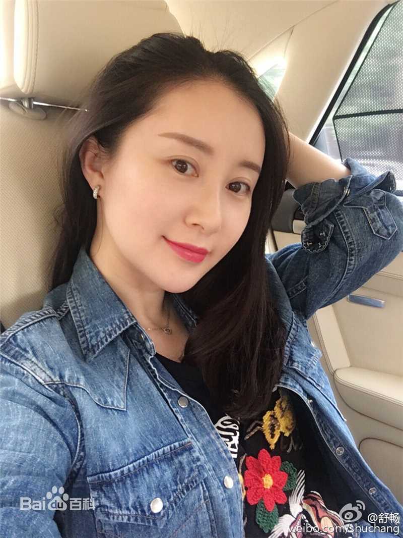 舒畅(Jennifer)生活照性感图片图集