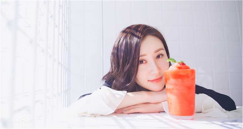 舒畅(Jennifer)生活照性感图片图集