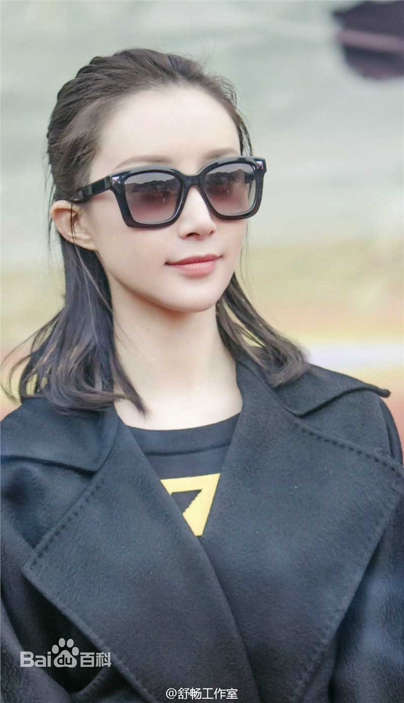 舒畅(Jennifer)活动通告性感图片壁纸