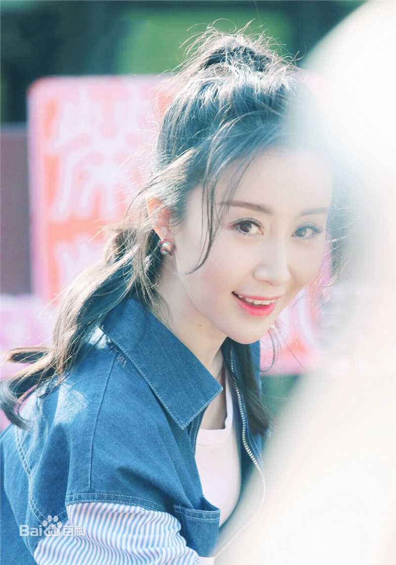 舒畅(Jennifer)活动通告性感图片壁纸