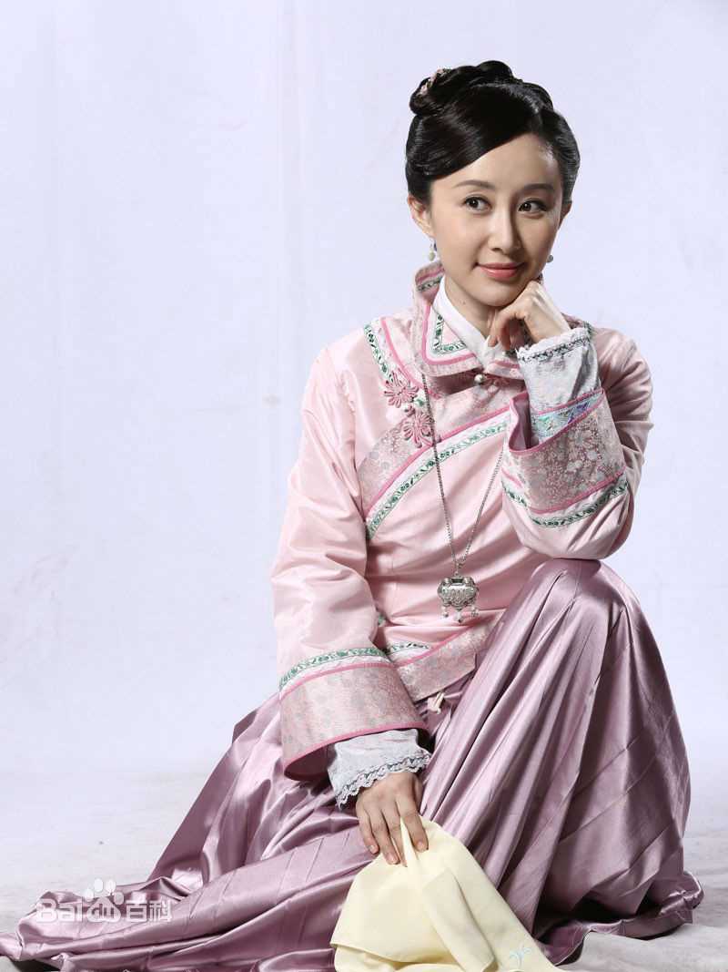 高清舒畅(Jennifer)在《心如铁》饰小苹果中的图集